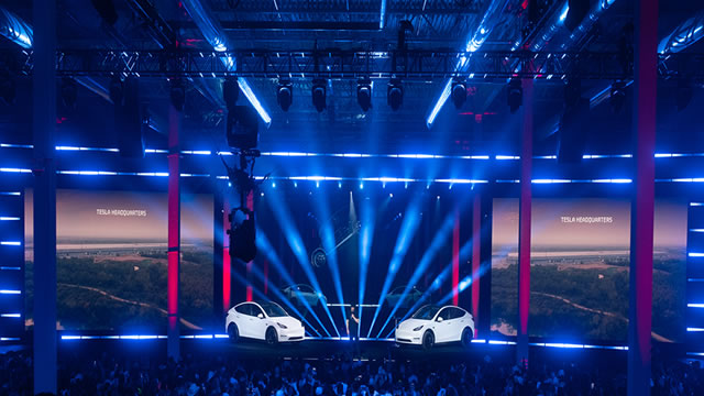 Elon Musk pay talks at Tesla present dilemma for the board