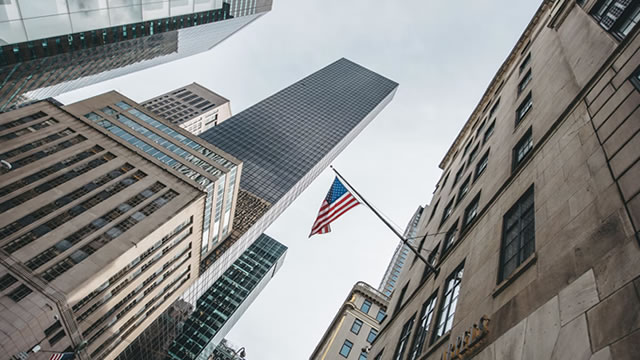 Wall Street's Most Accurate Analysts Weigh In On 3 Real Estate Stocks With Over 8% Dividend Yields