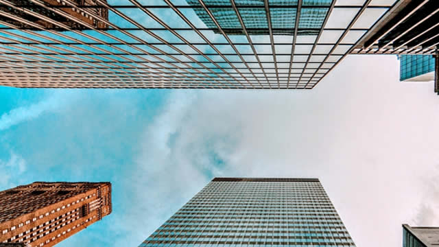 Despite Downturns, Analysts Say These 4 Financial Stocks Are Buys