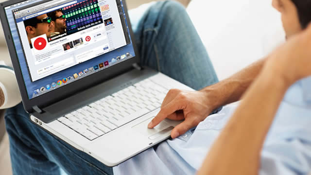 Red Cat Holdings, Alibaba, DXC Technology And Other Big Stocks Moving Lower In Thursday's Pre-Market Session
