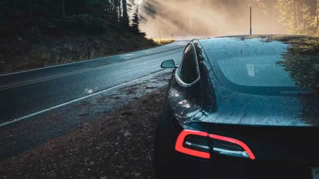 Goldman Sachs Hits The Brakes: Auto Tariffs & Slumping Demand May Shake Up Ford, Tesla, Rivian, Lear & Visteon
